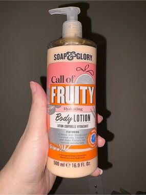 Soap & Glory Call of Fruity Hydrating Body Lotion -